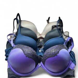 Victoria Secret Set Of 4 Bras